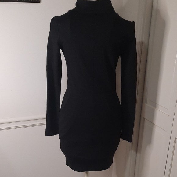 Active USA Black Dress with Lace-Up and Zip Front - Picture 3 of 7